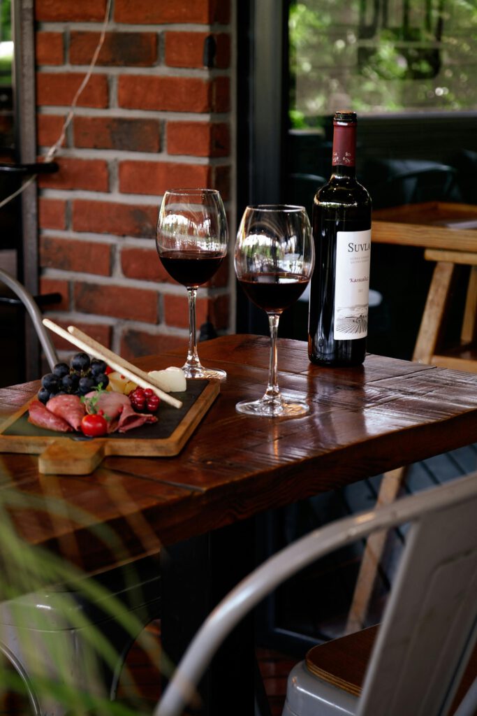 Deze afbeelding heeft een leeg alt-attribuut; de bestandsnaam is iStock-restaurant-1024x453.jpg